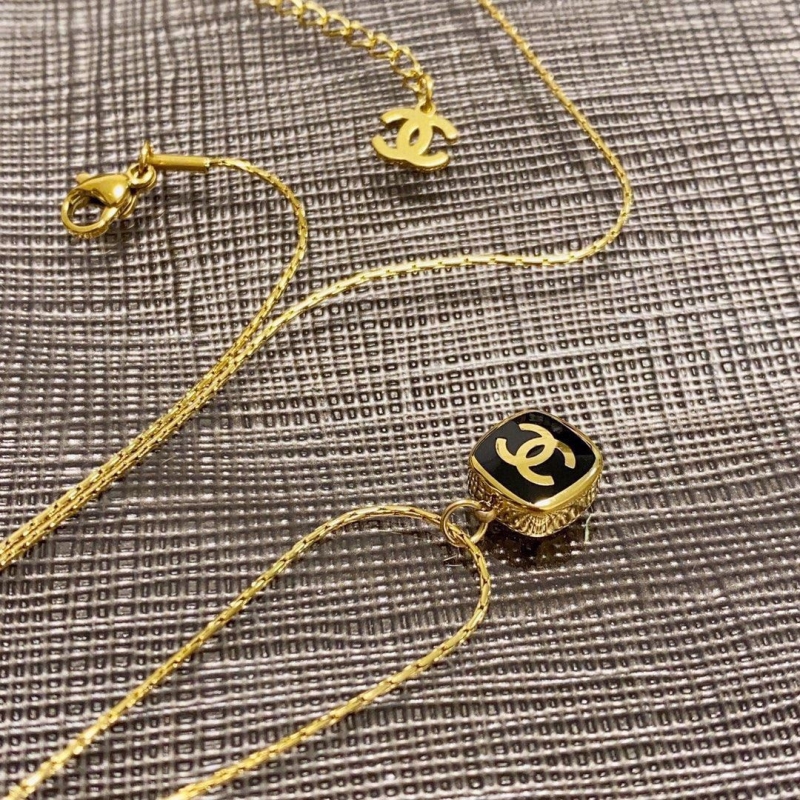 Ch**el necklaces